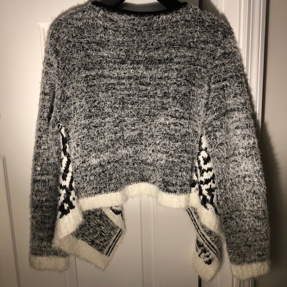 Sweater - Picture 3 of 3